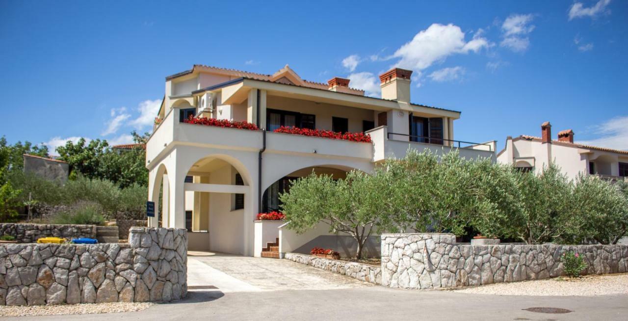 Apartman Mariolina Krk Town Zewnętrze zdjęcie